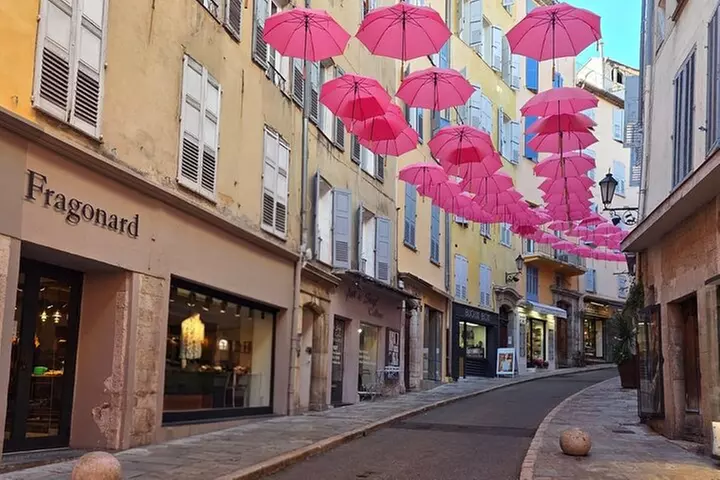 Nice Hilltop Villages PrivateTour Grasse Gourdon St-Paul DeVence - Primary Image