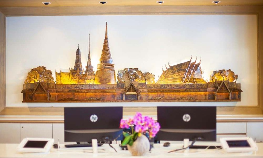 Image 3: ✈ MIDDEN VAN THAILAND | Bangkok - New Siam Palace Ville Hotel 3*, 5...