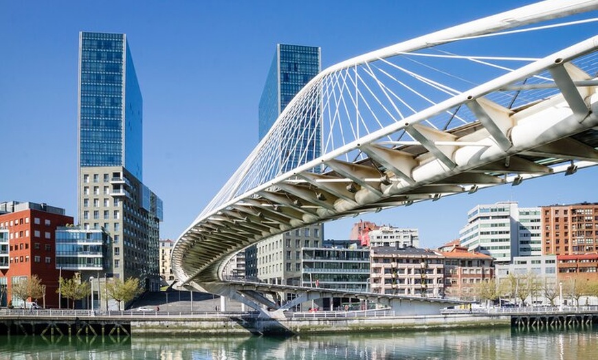 Image 2: Visita Privada Centro Histórico de Bilbao