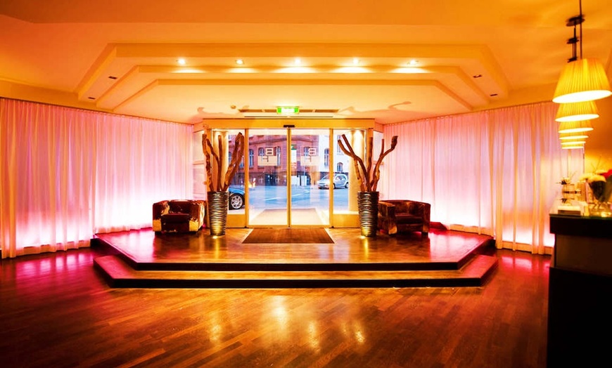 Image 2: ✈ DEUTSCHLAND | Frankfurt - Bristol Hotel Frankfurt 4*, 2 Nächte - ...