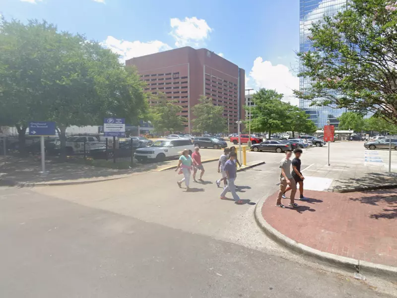 Parking at Commerce Lot