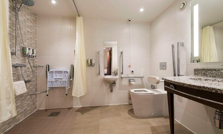 Image 24: ✈ SCHOTLAND | Edinburgh - Hampton by Hilton Edinburgh West End 3*, ...