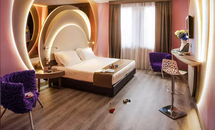 Image 2: ✈ ITALIEN | Mailand - Hotel Da Vinci Milano 4* - City Trip
