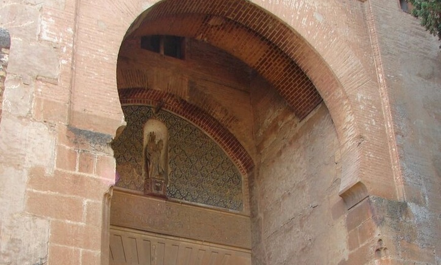 Image 16: Tour Guiado en la Alhambra de Granada + Espectáculo de Flamenco