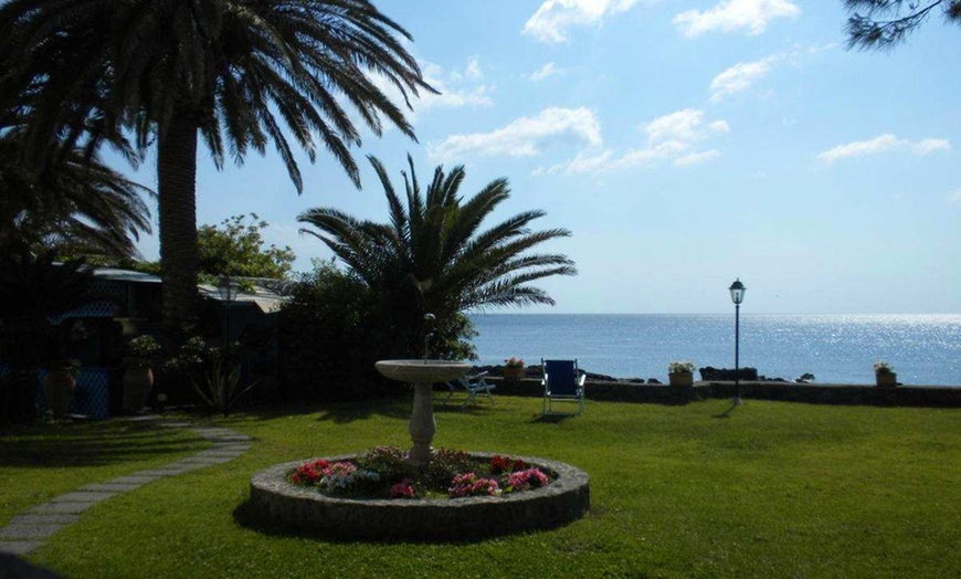 Image 6: ✈ SICILIË | Giardini Naxos - Arathena Rocks 4*, 2 nachten - Aan zee