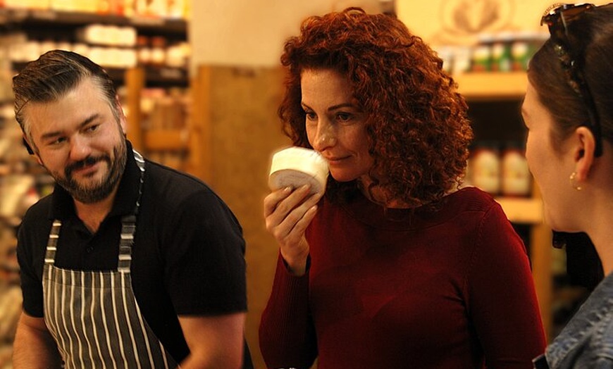 Image 2: Dave's Eats Hobart Hobart Food Tour