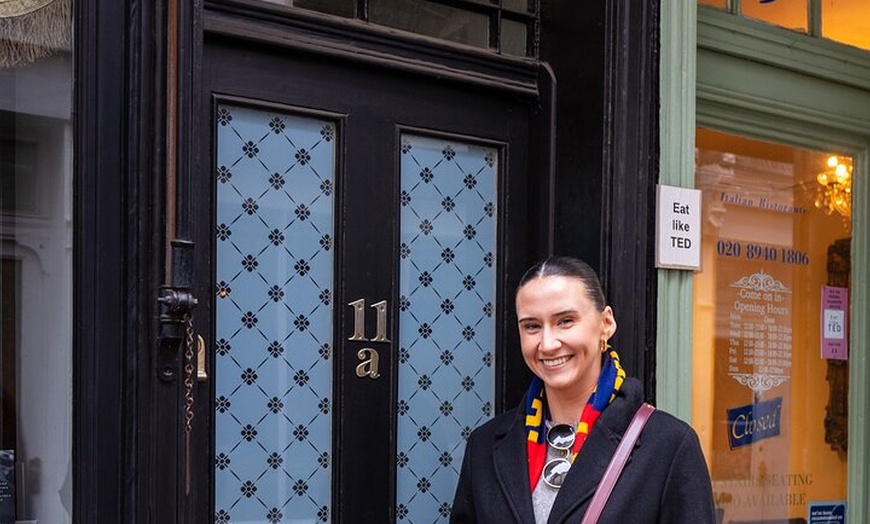 Image 5: Ted Lasso Black Cab Tour