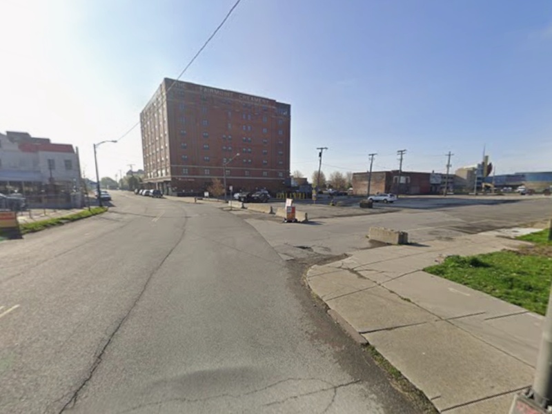 Parking at 191 Scott St. Lot - P8139