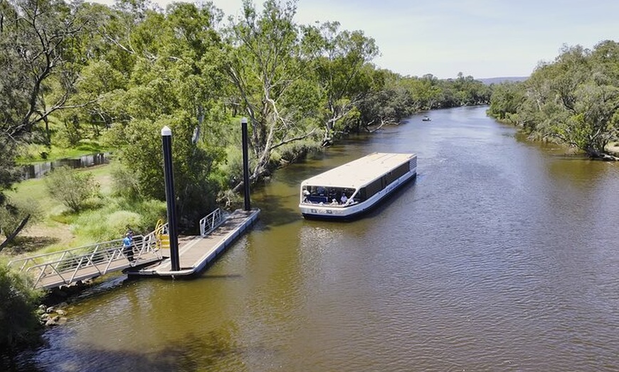 Image 2: Cruising the Swan Tour