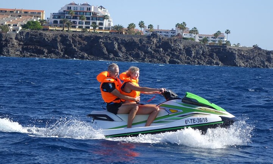 Image 4: Paseo "Turbo Jet Ski" para 2 personas en Tenerife con recogida (1 m...