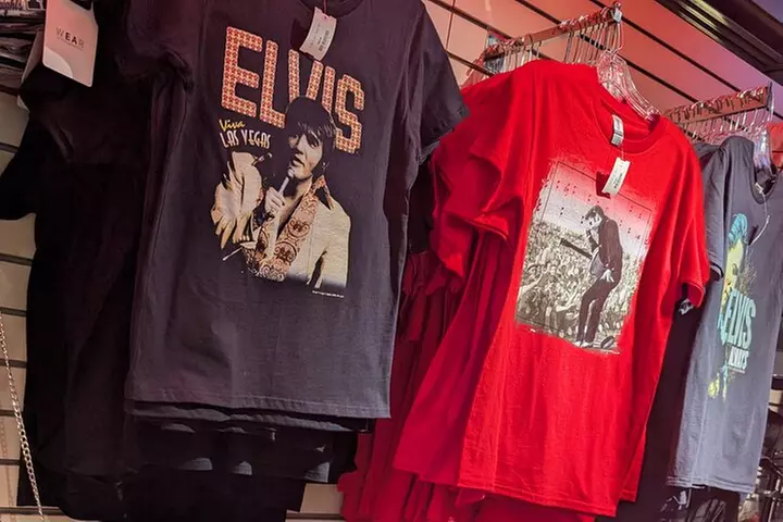 Elvis Presley History & Landmark Walking Tour Vegas