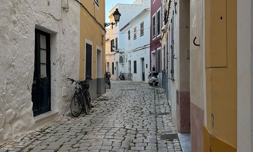 Image 12: Exclusivo tour privado a pie por Ciutadella