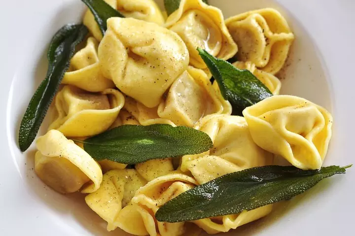 Gourmet Pasta Class in Washington D.C. (Includes 3-Course Meal)