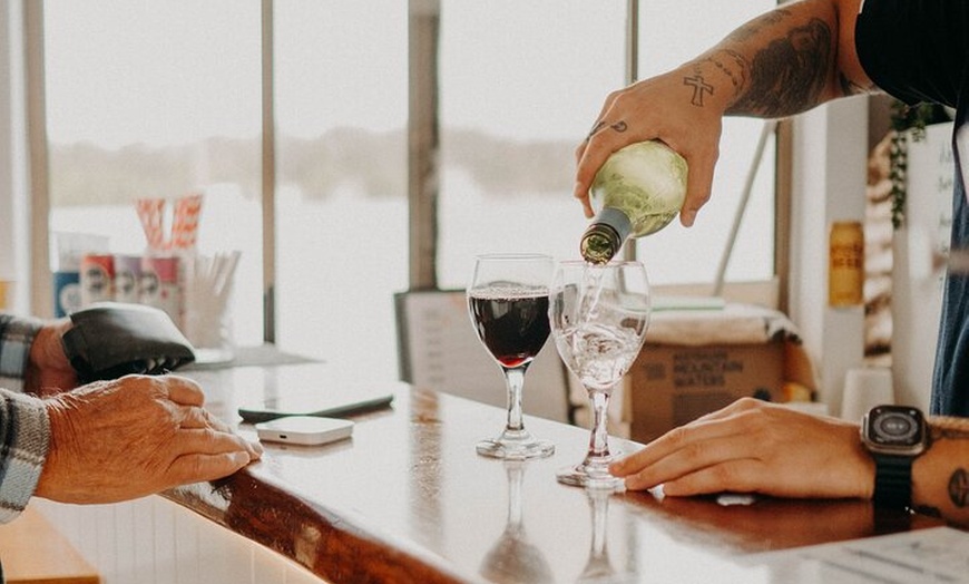 Image 6: Noosa Queen Sunset Cruise River