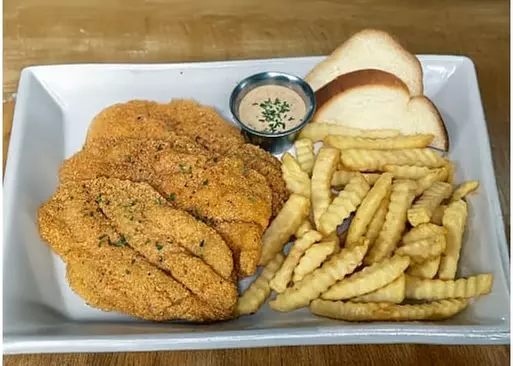 5% Cash Back at Wings Cafe Westport