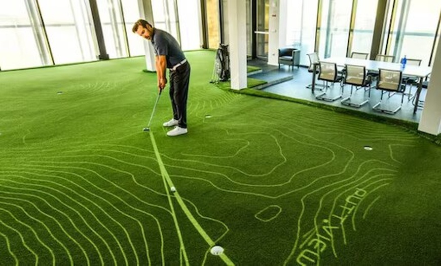 Image 3: $32.50 For 1 Hour of Play For 2 People (Reg $65)