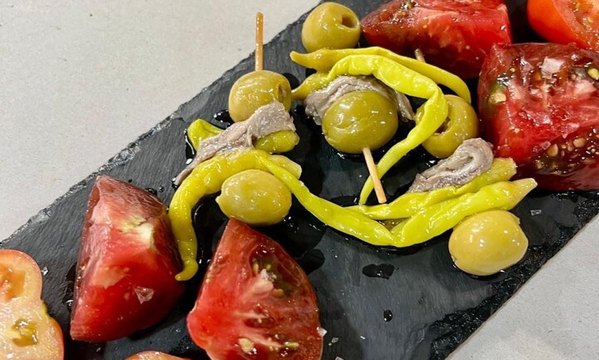 Image 16: Madrid City Aventura de vinos y tapas