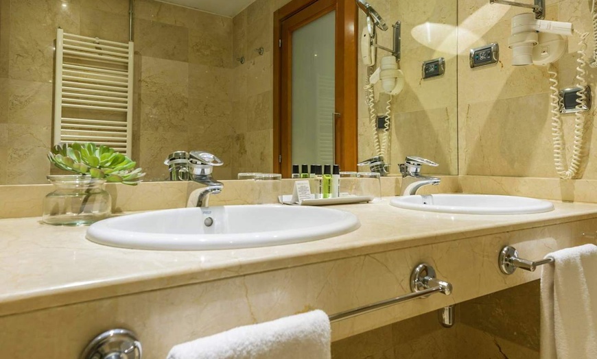 Image 60: ✈ SPAIN | Barcelona - Mariano Cubi Aparthotel Barcelona 4*, 2 night...