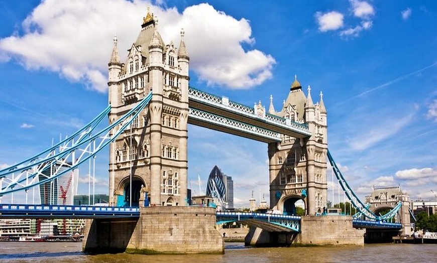 Image 1: Private Full Day Tour of London In A Chauffeured Vehicle