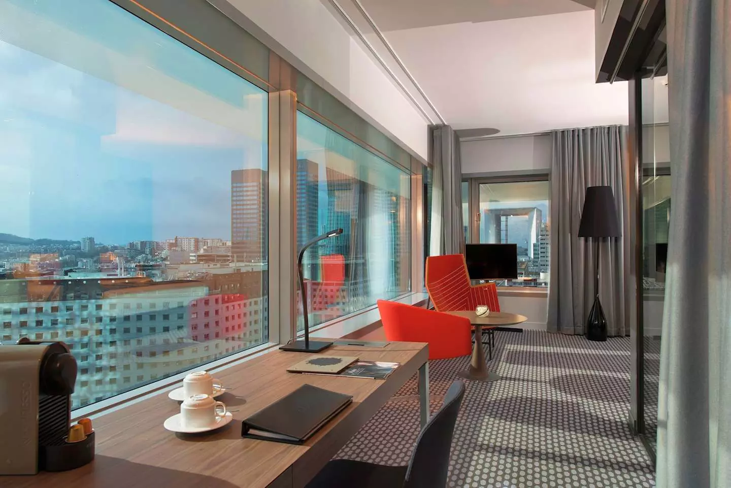 ✈ ÎLE-DE-FRANCE | Courbevoie - Meliá Paris La Défense 4*, 1 nocy