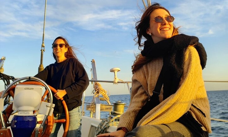 Image 2: Barcelona Sailing Experience