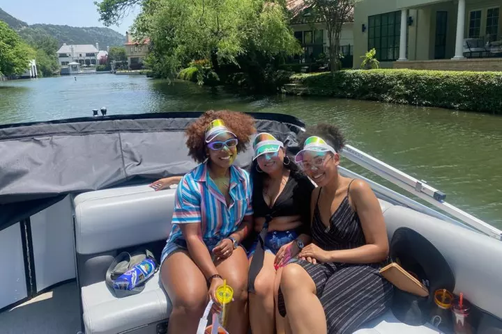 Lake Austin Scenic History Tour 2-Hour, Fully Shaded, All Ages