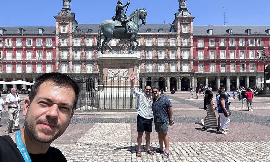 Image 11: Visita guiada a pie por la Ciudad Vieja de Madrid Semiprivada 12ppl...