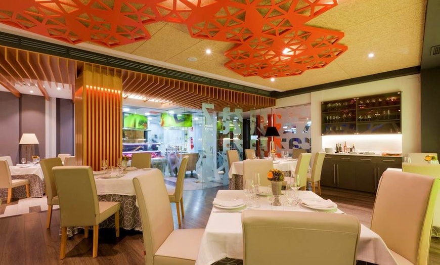 Image 33: ✈ HISZPANIA | Madryt - Senator Barajas Hotel 4* - City break