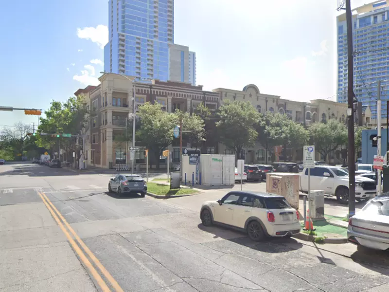 Parking at 710 W. 5th St. Lot