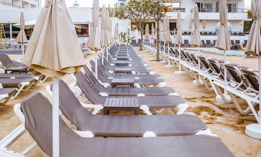Image 65: ✈ COSTA BARCELONA | Pineda de Mar - Hotel Pineda Splash 4* - Baseny