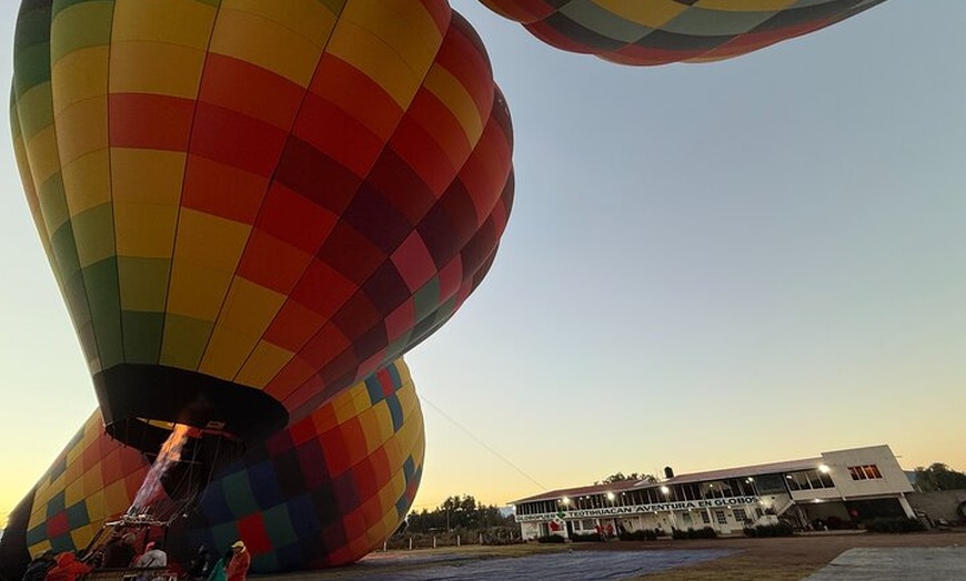 Image 8: Balloon Flight in Pyramids from CDMX with Private Transport