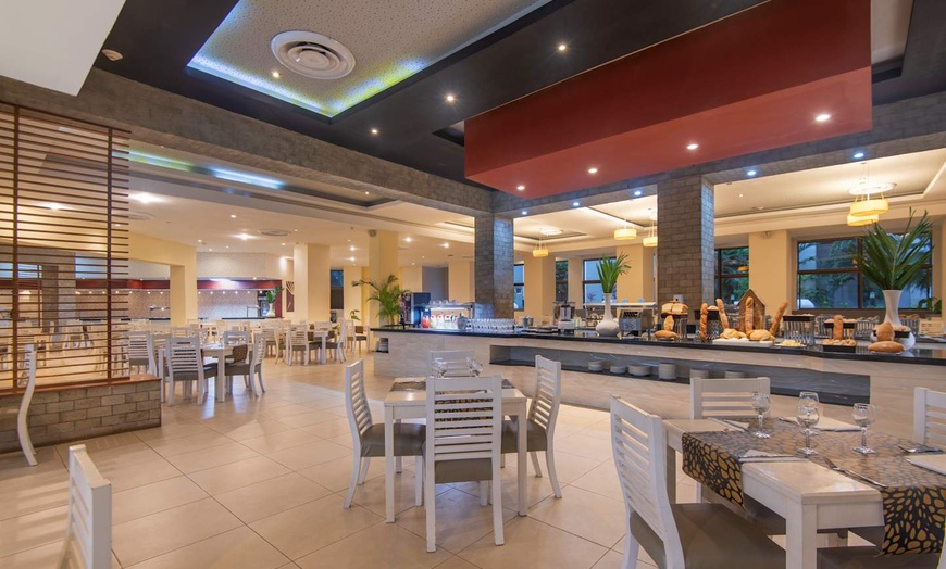 Image 15: ✈ CUBA | L'Avana & Varadero - Combinato Vila Galé Express Park View...