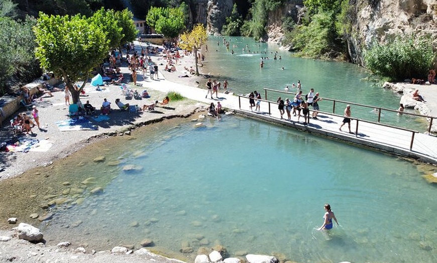 Image 6: Valencia : Recorrido por las Termas y la Cascada del Salto de La Novia