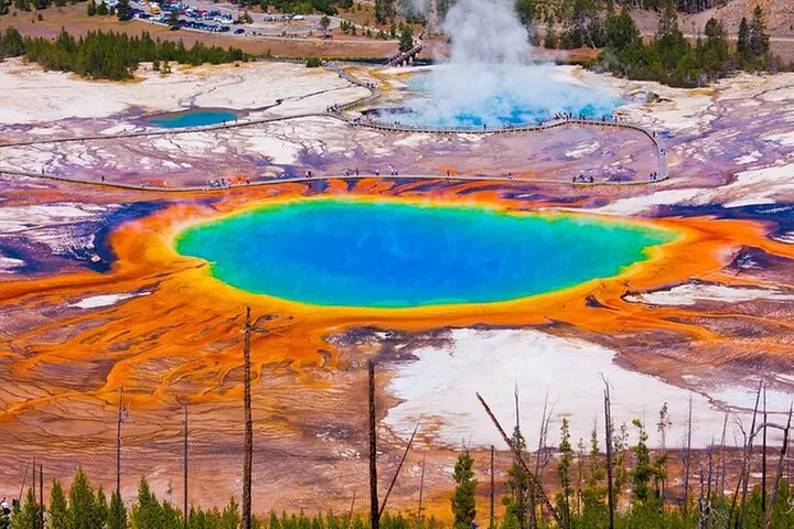 Self-Guided Audio Walking Tour to Grand Prismatic Overlook - Second Medium