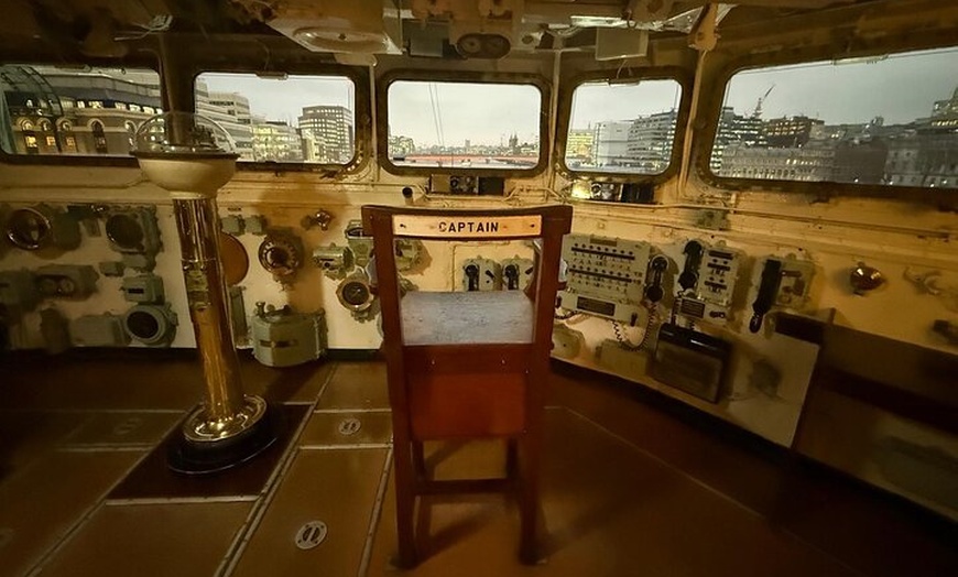 Image 15: HMS Belfast and Wartime Walking Tour in London Blitz