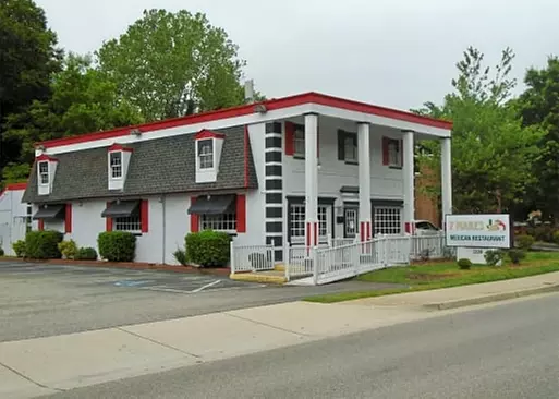 5% Cash Back at 7 Mares Mexican Restaurant