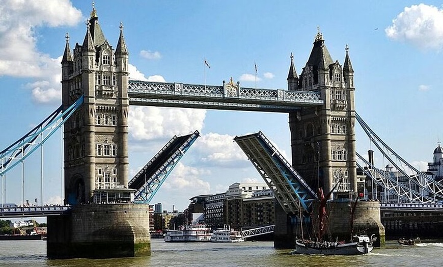 Image 8: Traditional London 3 Hour Walking Tour of The City