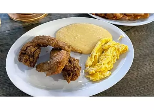 5% Cash Back at Roni's