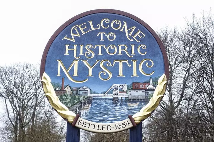 Mystic's Ghosts GPS Self Guided Audio Walking Tour w/EMF Reader