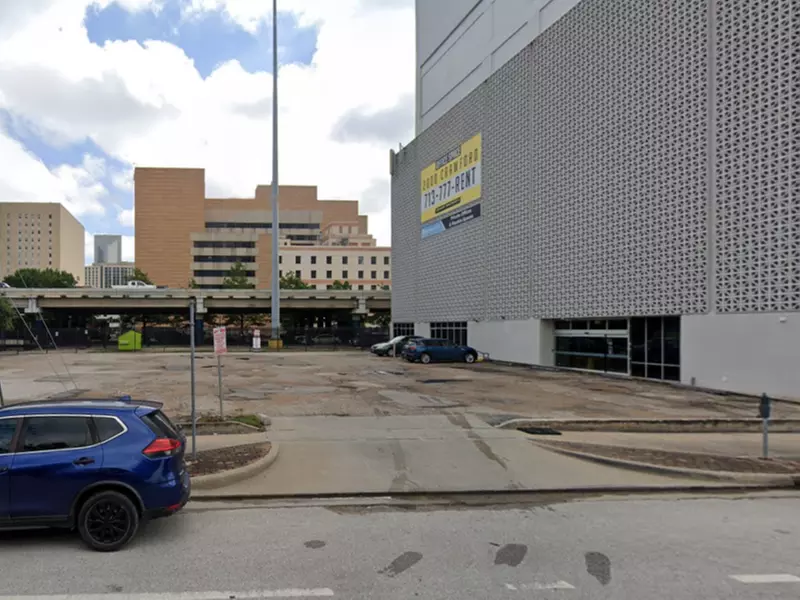 Parking at 1533 Gray St. Lot