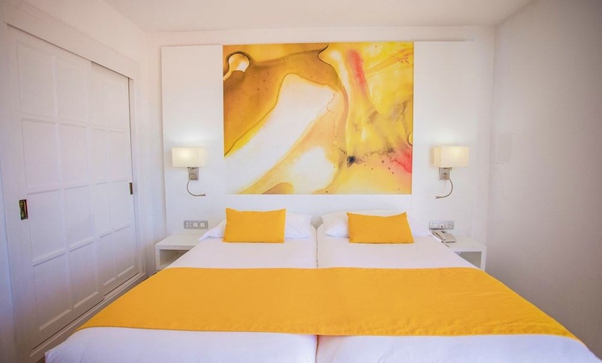 Image 6: ✈ GRAN CANARIA | Playa del Ingles - Hotel Servatur Waikiki 3* - Śni...