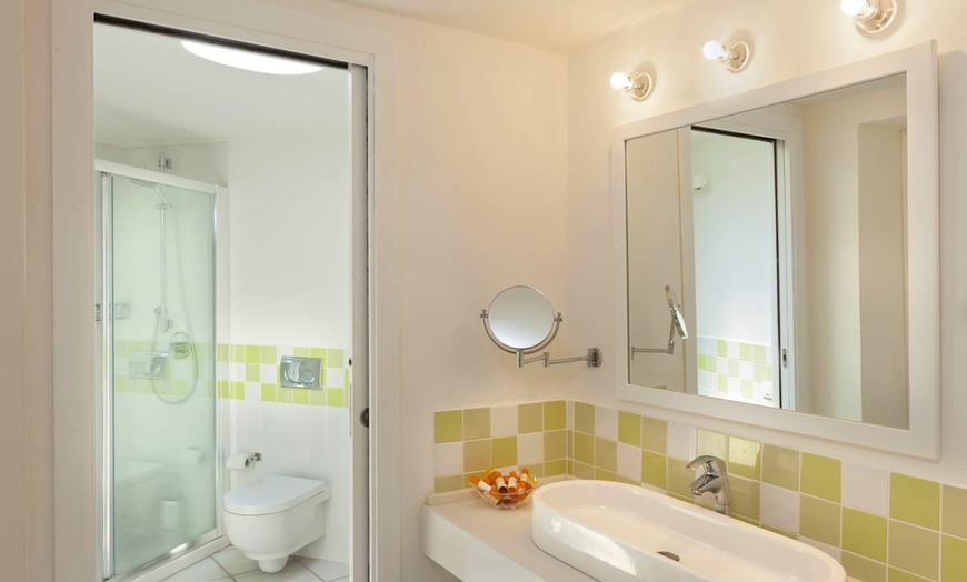 Image 3: ✈ SARDAIGNE | Santa Margherita di Pula - Hotel Mare Pineta - Adults...