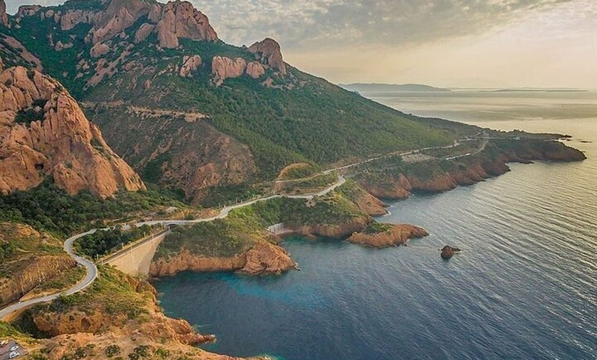Image 8: Balade en Bateau Sans Permis dans la réserve de l'Esterel