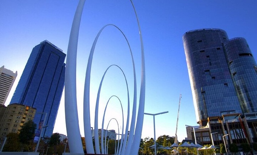 Image 2: City Tour Perth and Fremantle and Swan River