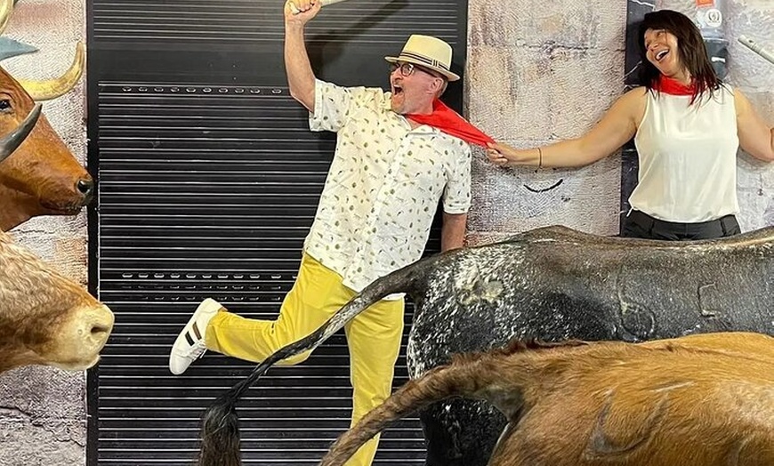 Image 12: Tour privado por Pamplona con almuerzo en Tolosa