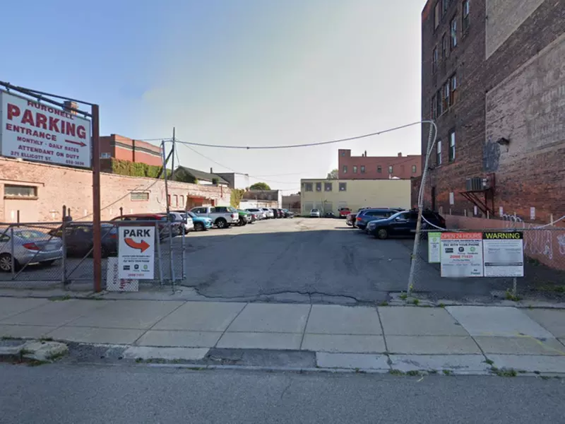 Parking at 371 Ellicott St. Lot