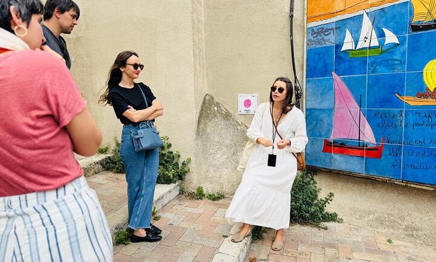 Image 2: Marseille Phocéenne Ville Naissance avec un acteur Fun Visite guidée