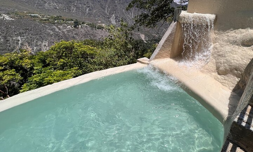 Image 6: Visit Tolantongo hotsprings with 2025 Car Private Tour from CDMX