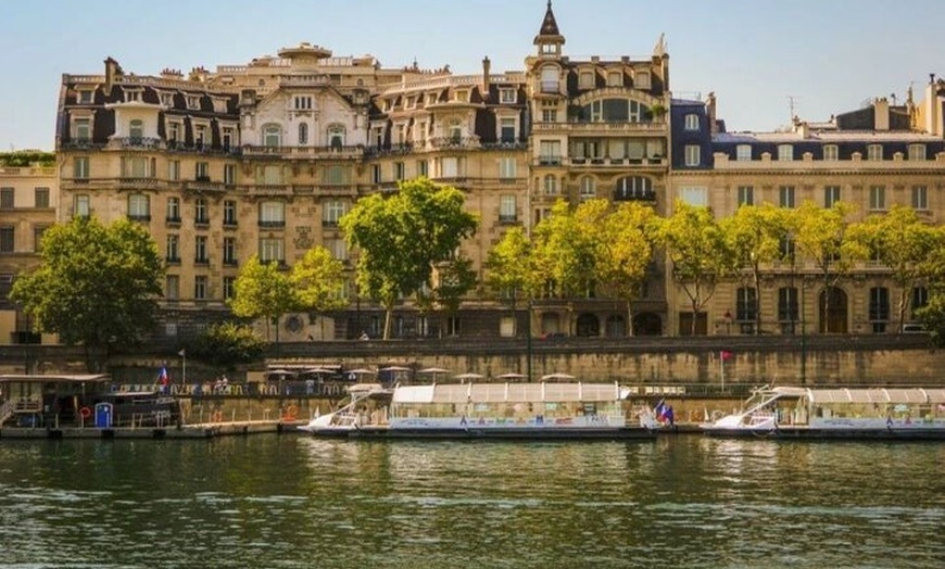 Image 1: Croisière sur la Seine et dégustation facultative de macarons