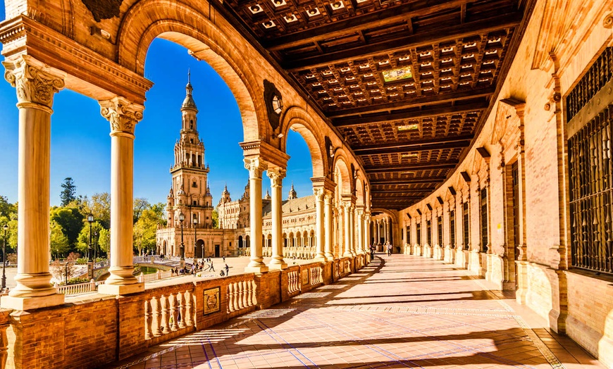 Image 1: ✈ SPANJE | Sevilla - Hotel Virgen de los Reyes 3*, 2 nachten - City...